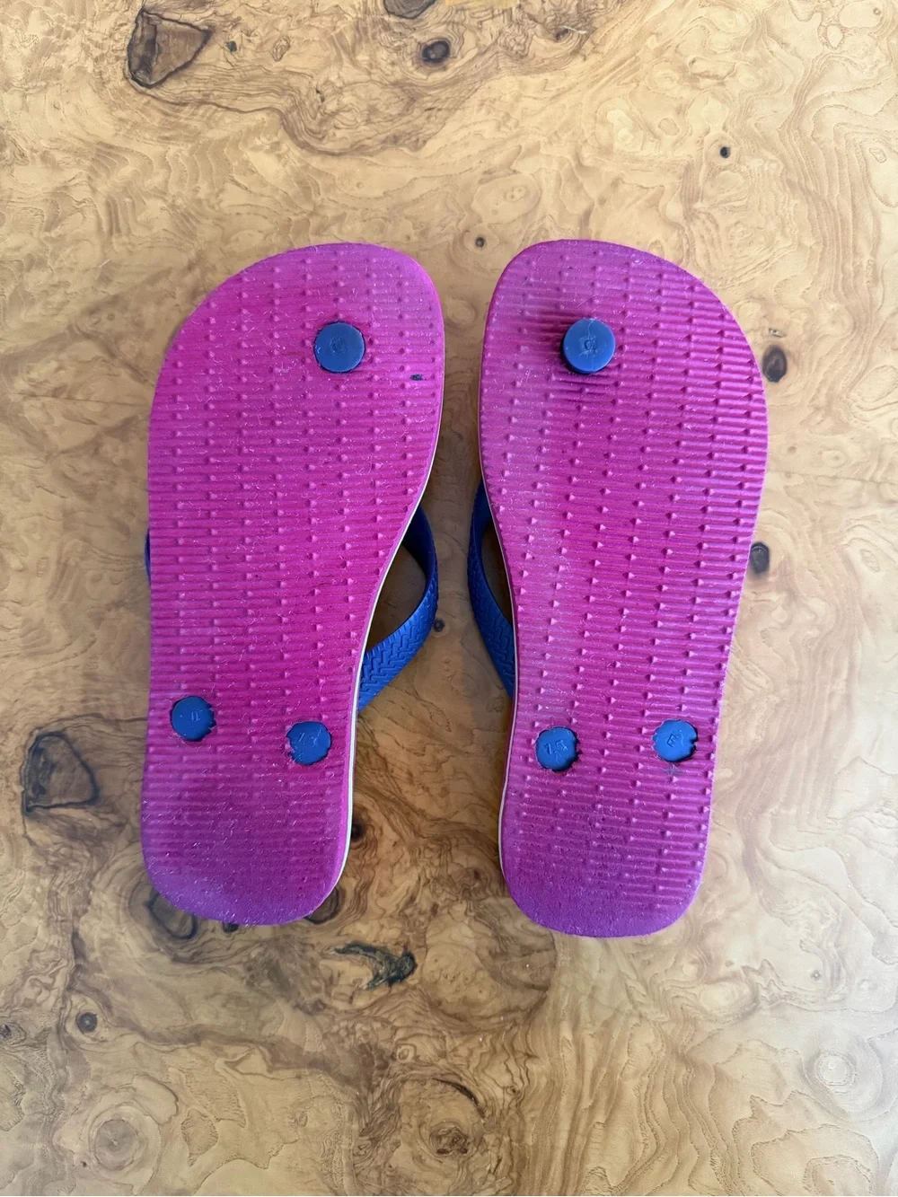 Havaianas Flip Flops Kids Size 1-2Y